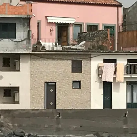 Affacciati Sul Mare Del Borgo *